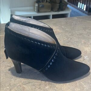Elegant Black Microsuede Ankle Boots